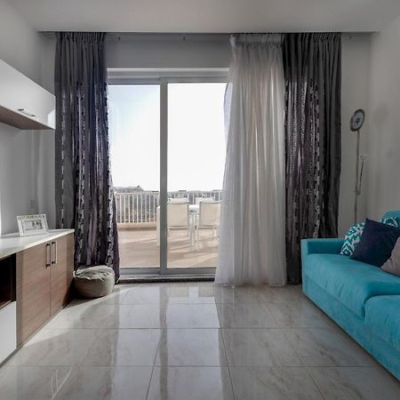 Sunny Penthouse Wterrace And Open Views Apartment St. Paul's Bay Ngoại thất bức ảnh